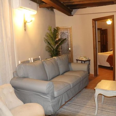 Apartamentos Coliseo トレド エクステリア 写真